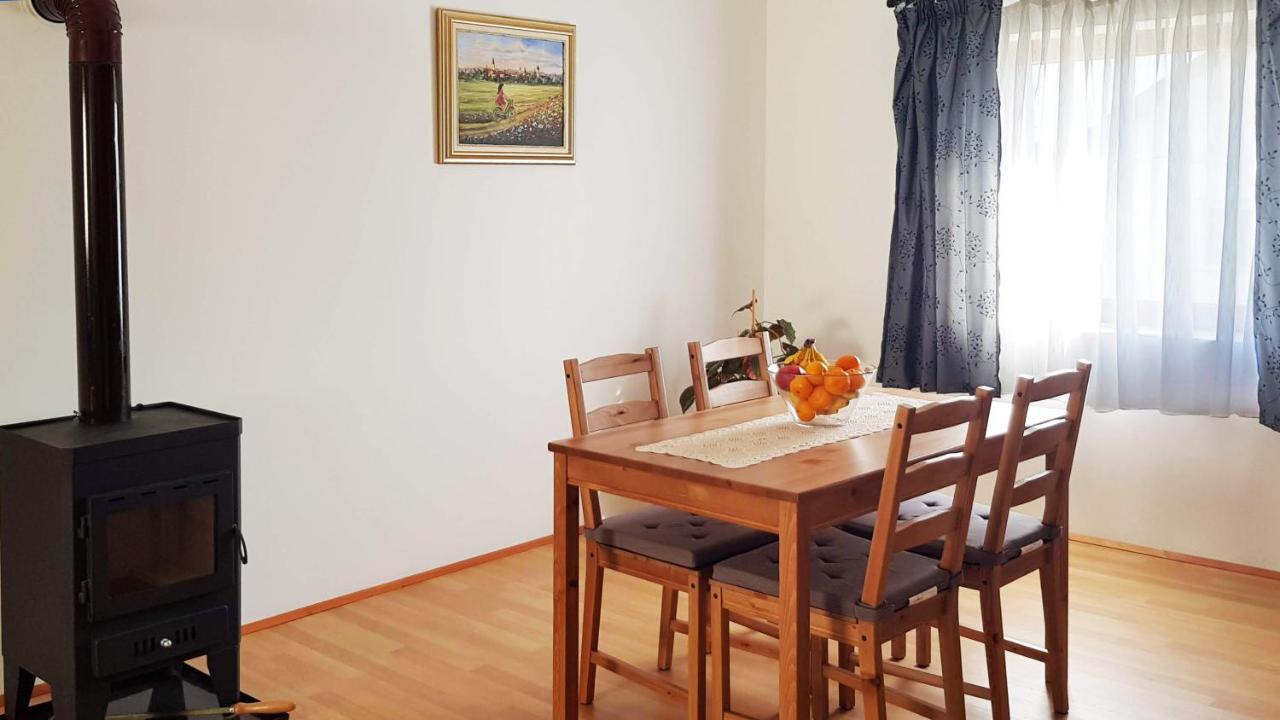 Apartman 13 Krizevci Exterior photo